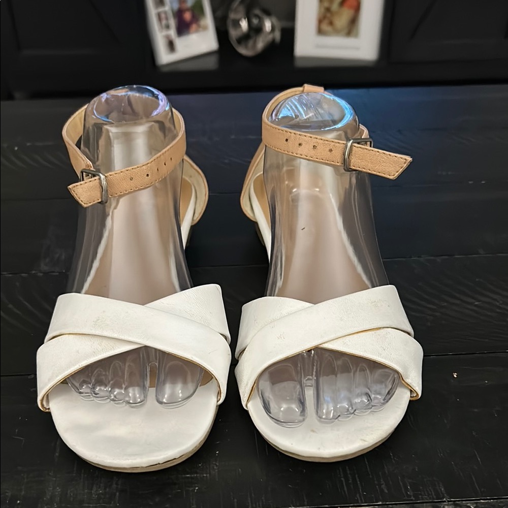 Old Navy White and Tan Sandals with Crisscross Straps